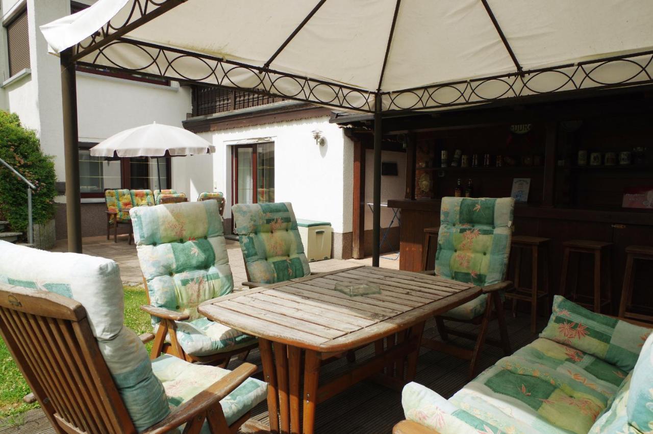Gaestehaus Gaens - Ferienwohnung Schirgiswalde-Kirschau Ngoại thất bức ảnh